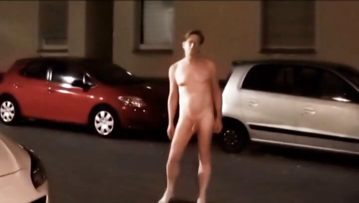 2025-08-17 leaving the flat completly nude