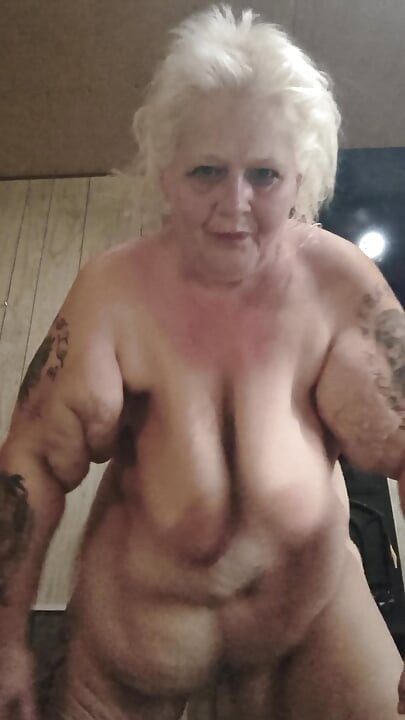 Fucking Whore Standing up Then He Bust a Nutt