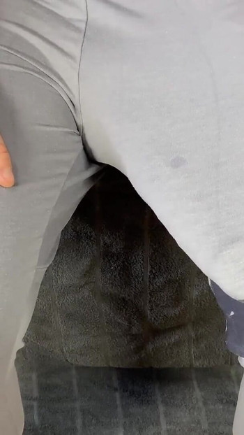 「パンツに巨チンポ射精」の忘れられない瞬間