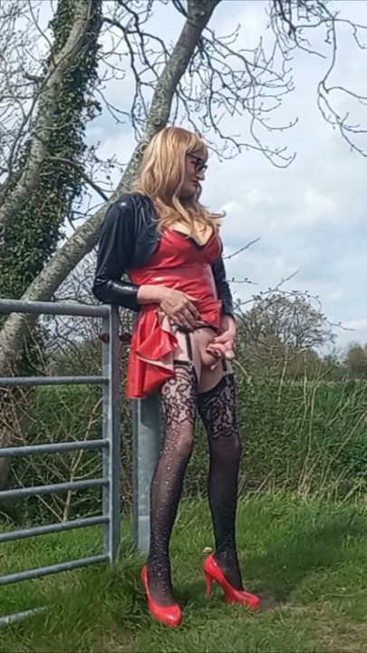 Tranny Gina Outdoor Pissing and Playing | Clip 1