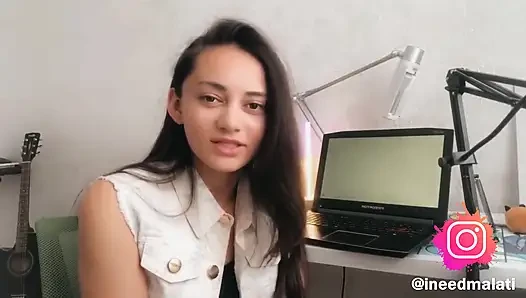 Мой Первый Лесбийский Поцелуй