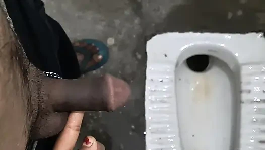 Hanya kencing bhabhi India