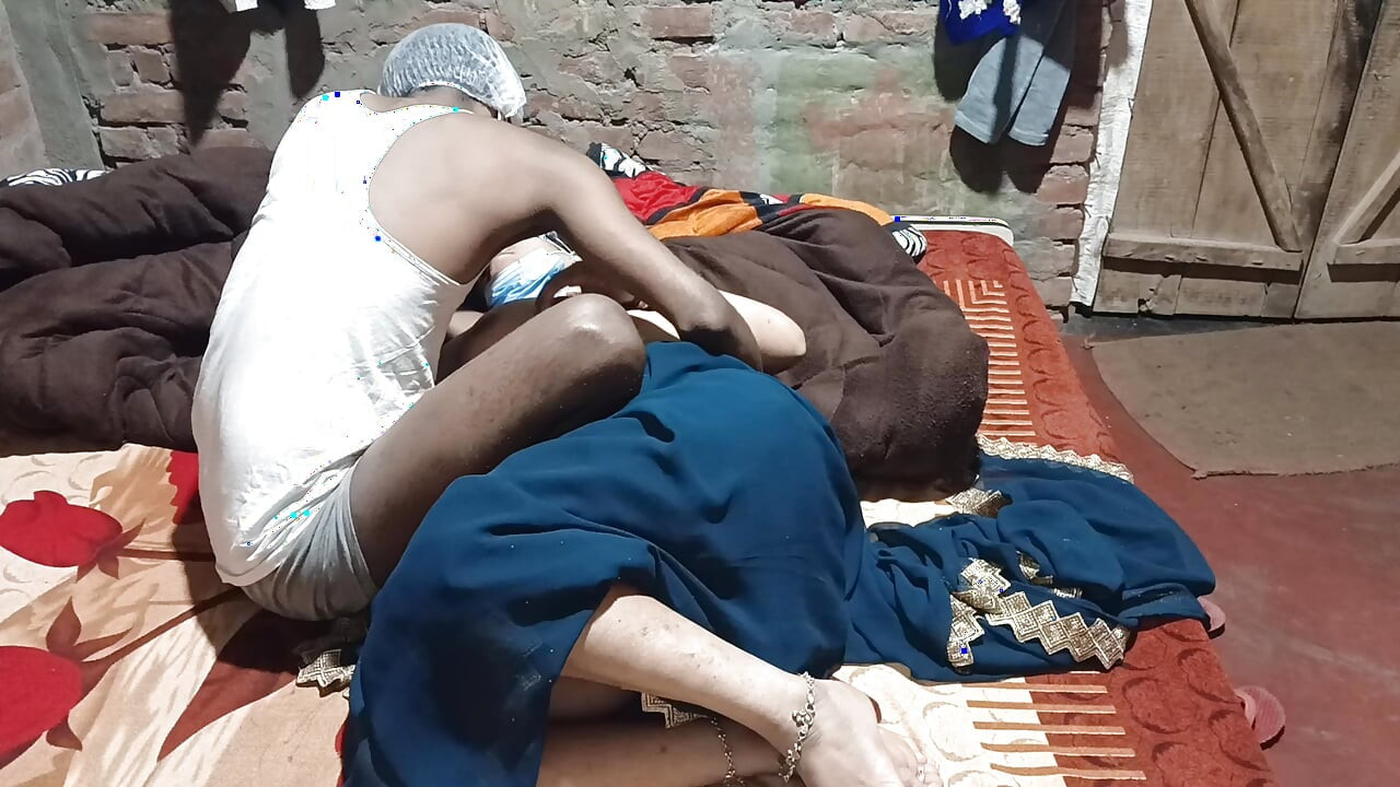 집에서 하인을 따먹는 여주인