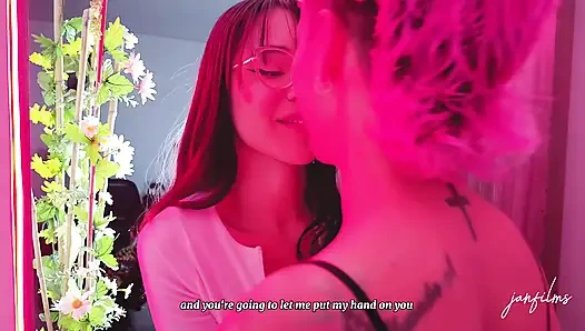 A LITTLE SUCK! Before going out partying. Alexa Pink's vagina is so delicious