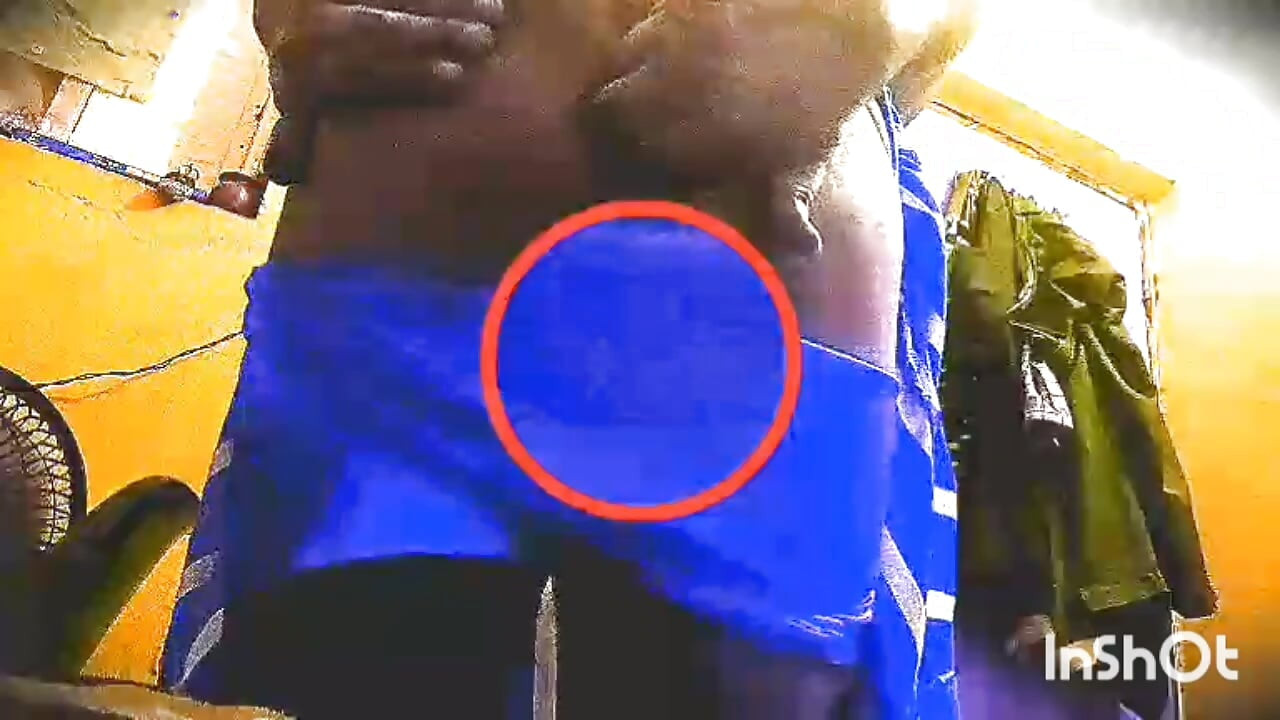 Bus mei gaand ki chudai Story