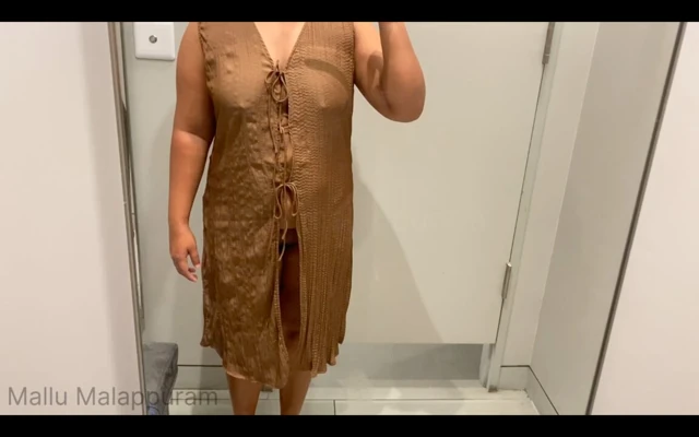 Mallu Girl Trying Sexy Dresses From Room and Fingering, Malappuram, Kerala