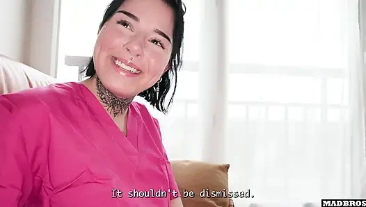 Güzel büyük götlü bekar bir Fransız bakıcı mesai saatleri içinde evde sikiliyor !!