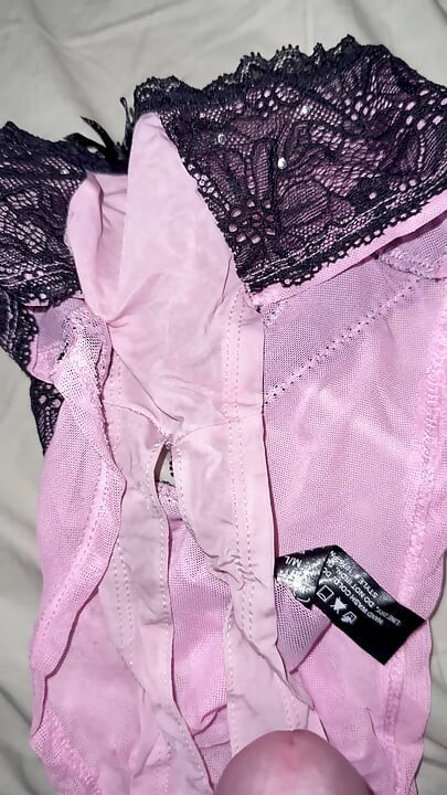 Cum of wife’s panties 49