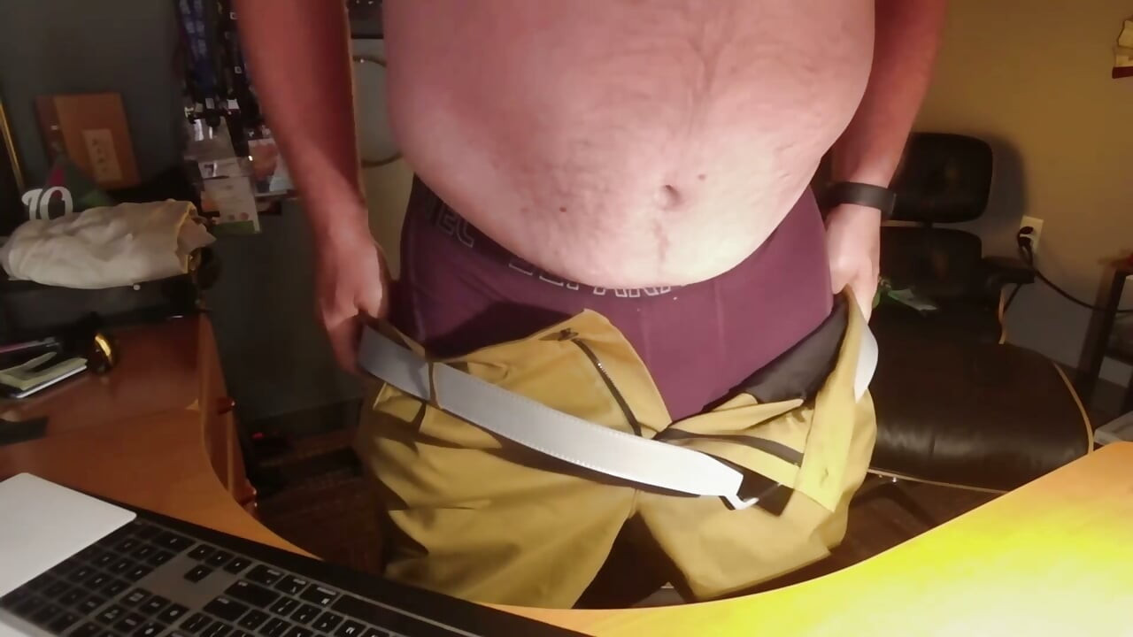 Jerking at my Desk again.