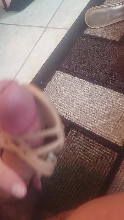 Jacking Off with Heels and Nylons and Cumming on Heel