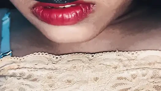 Step sister ko room me bula ke chod diya uske muh se aa aa ki avaj nikl rahi th