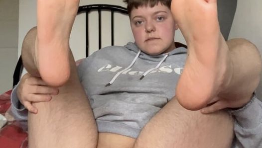 Trans boy Alexander foot fetish