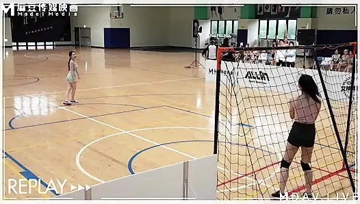 Mtvsq2-ep7 Festival Olahraga Dewi/Periode ke-7/Kejuaraan Sepak Bola Dunia Wanita! Dewi mencarinya di mana?