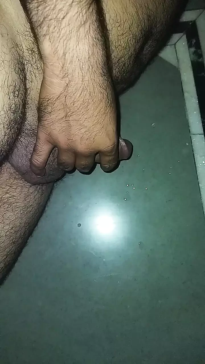 Culo comprobar masaje de fondo peludo y estiramiento del agujero. Estoy enferma pero mastirbate.