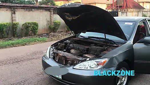 He Helped Fix Her Car and She Wants to Return the Favor