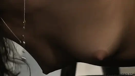 Patronum bana terfi al, ben de ona sıkı Asyalı amcığımı alıyorum