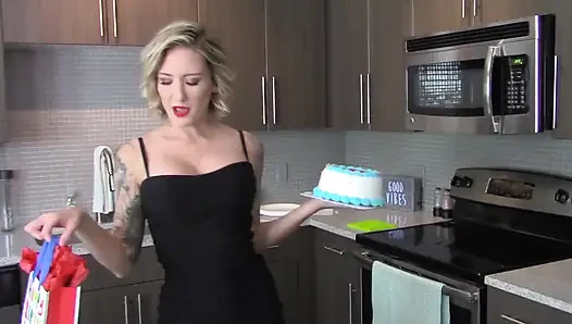 Bakirelerin doğum günü hj w/ reagan lush hd