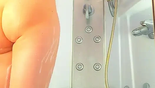 Nur meine echte dusch- und baderoutine