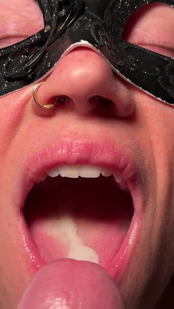 Emotionaler moment von "Brauchte ein bisschen sperma, bevor ich zu bett ging"