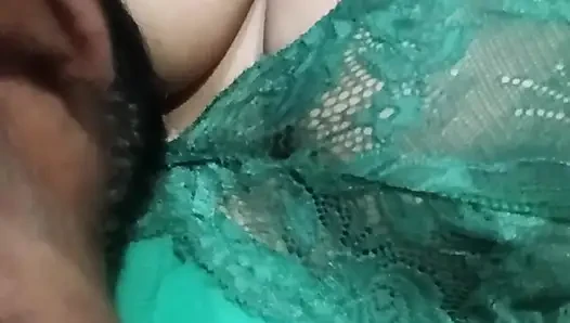 Sex big tits woki bhabhi ko pani magan ke vahne fucked diya