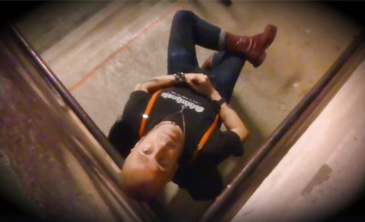 SKINHEAD rángatózik