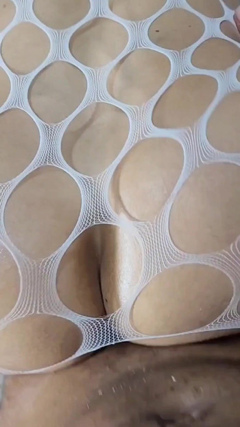 intră și îmi părăsește curul | Clipul 1