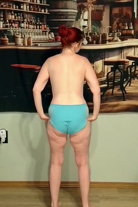 7 Panty Show off