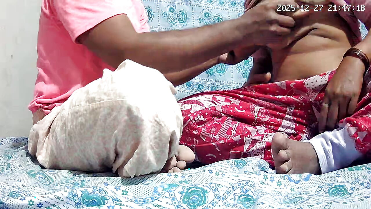 Big Tit young Milf cheated with the Gardener 2