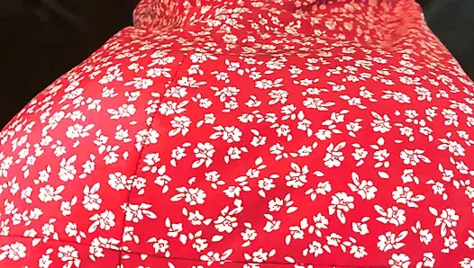 Evli kadın yarak ve lolipop emiyor - dudaklarda ve dilinde sperm