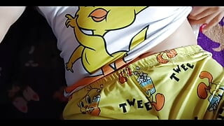 Devojku jebe njen dildo