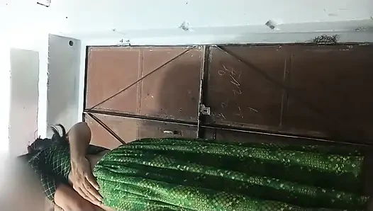 Seks buru-buru. Rekaman seks asli. pasangan kepergok lagi ngentot habis-habisan di depan kamera Video viral kakak ipar india