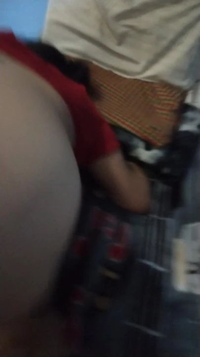 Cojiendo con una vecina