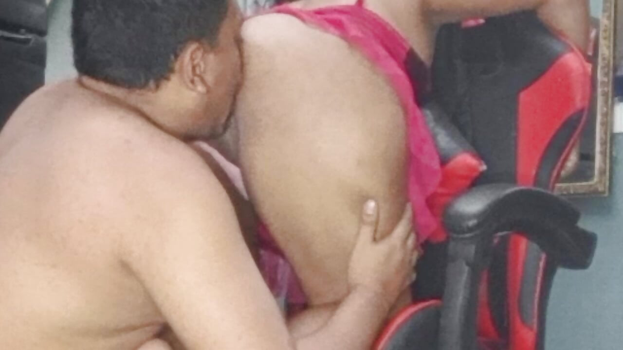 OH DADDY!! How delicious my husband doesn't me like you do