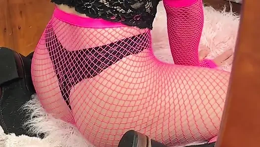 İlk 31 talimatım: pembe file çoraplı ve kovboy kız çizmeli edepsiz konuşma