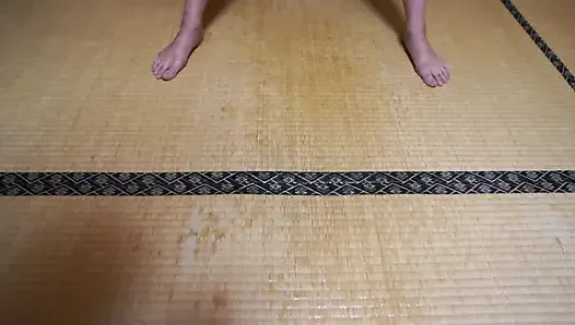 A133B01 замужняя женщина с короткой стрижкой из Айти. Диалект супер симпатичный. Постоянный сквирт богиня с расстояния обрабатывает баг!