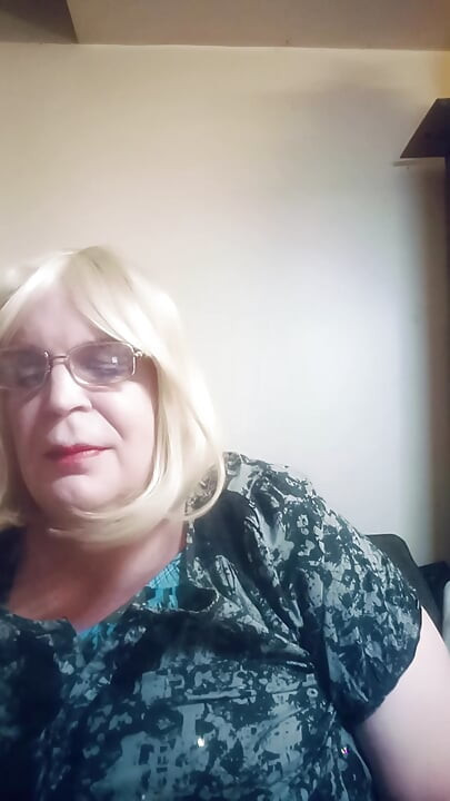 VLOG de septiembre de 2026 - Charlando mientras fumo un puro