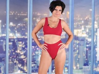 Wspaniała kobieta dwuczęściowy czerwony strój kąpielowy bikini