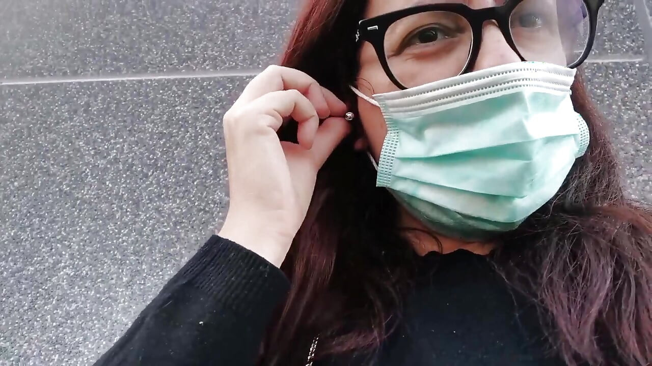 Chenge wet panty in a store
