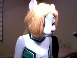 Kigurumi mink girl