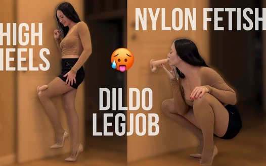 Ngentot dildo dengan stoking nilon dan sepatu hak tinggi