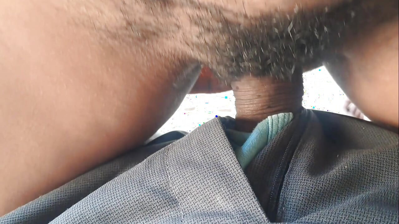 Sasur ji yeni evli bahu'ya azdırıyor,