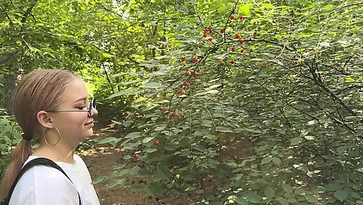 Live content from a walk and pleasant sex in the forest in public