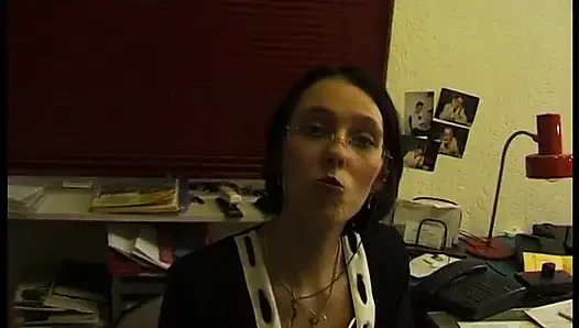 Spex brunette sucking cock and getting doggystyled in pov