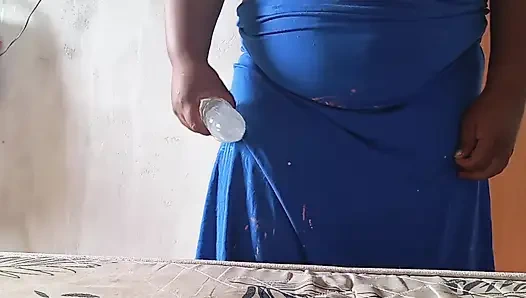 Masdrasta mit dem dicken arsch wurde geil und setzte sich auf seinen schwanz, bis er kam