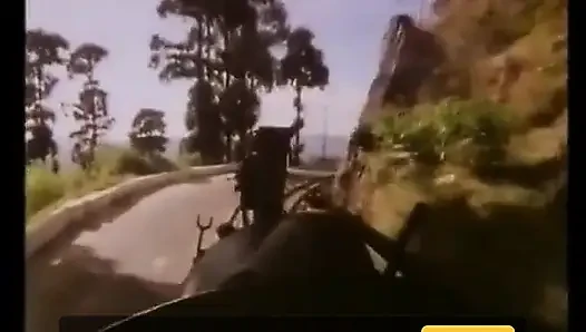 Трахаю грязных сучек в купе в поезде, а затем остаться без бумажника 2 сцены в 1