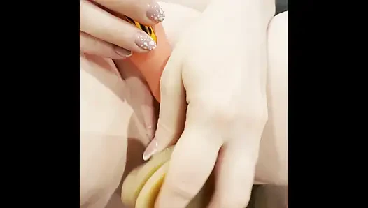 Besamung mit vollbusiger rothaariger MILF