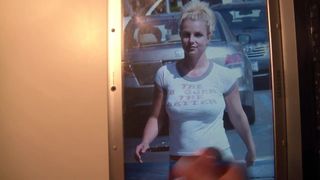 Ejaculare pe Britney Spears 16