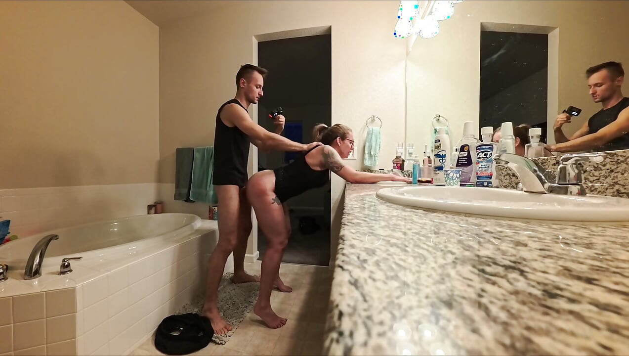 Creampie Accident with Hot Stepmom