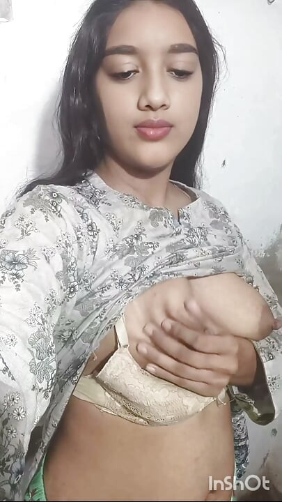 Sexy bhabi getting hot fingering in pussy masterbating and pressing boobs