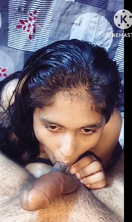 Pados wali bhabhi ne mera lund mu me liya